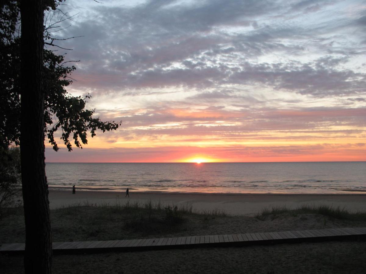 Sunny Beach Apartment Narva-Jõesuu Buitenkant foto